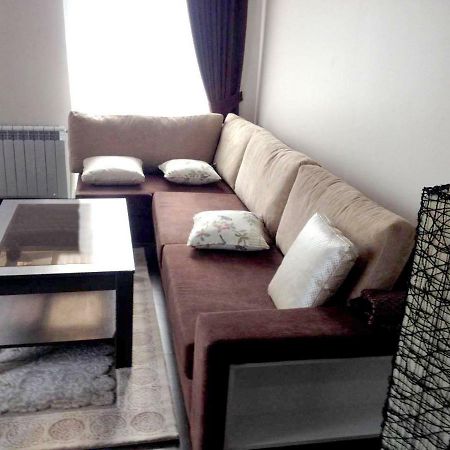 Apartmán Flat Near The Mcdonald'S Batumi Exteriér fotografie